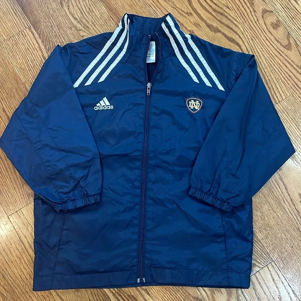 Youth Notre Dame Fighting Irish Adidas Zip Up Windbreaker/Jacket. Size S 8-10.